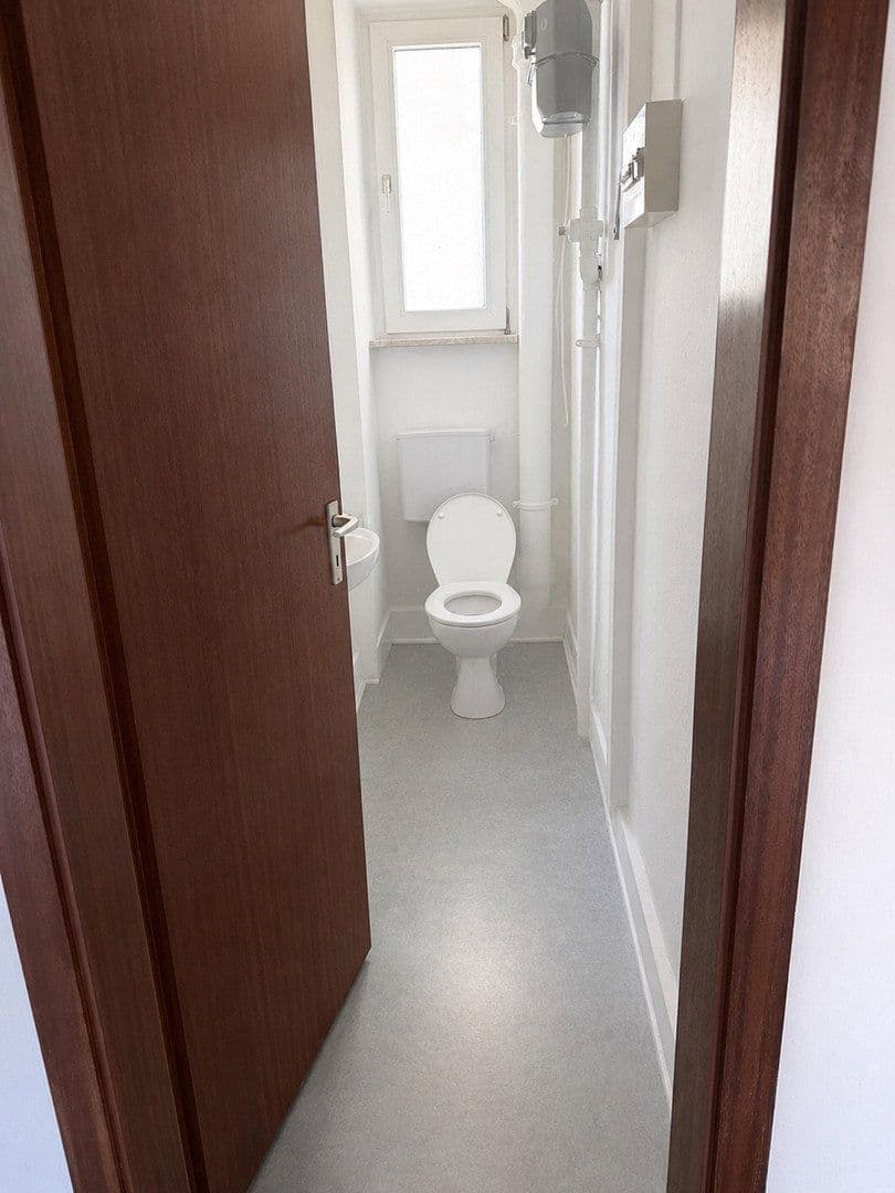 Pronájem bytu 3+1 87 m², Salierstr. 59, Pforzheim, Bádensko-Württembersko Pronájem bytu 3+1 87 m², Salierstr. 59, Pforzheim, Bádensko-Württembersko
