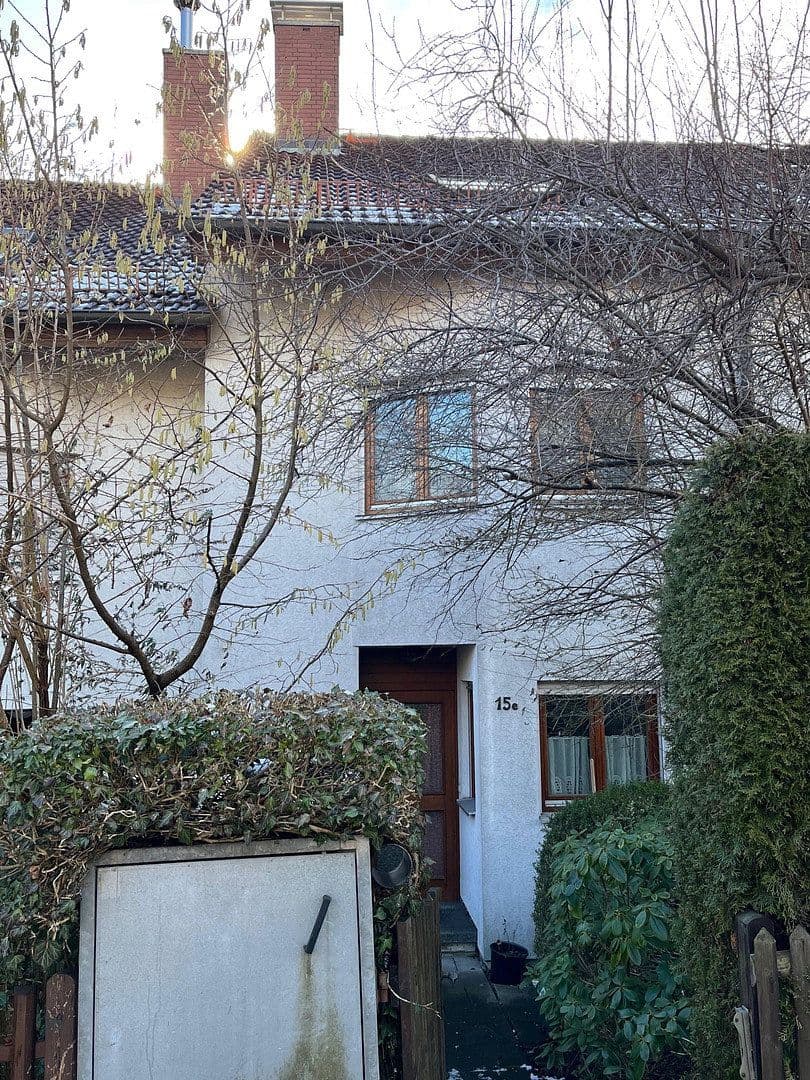 Prodej domu 144 m², pozemek 198 m², Starnberg, Bavorsko Prodej domu 144 m², pozemek 198 m², Starnberg, Bavorsko