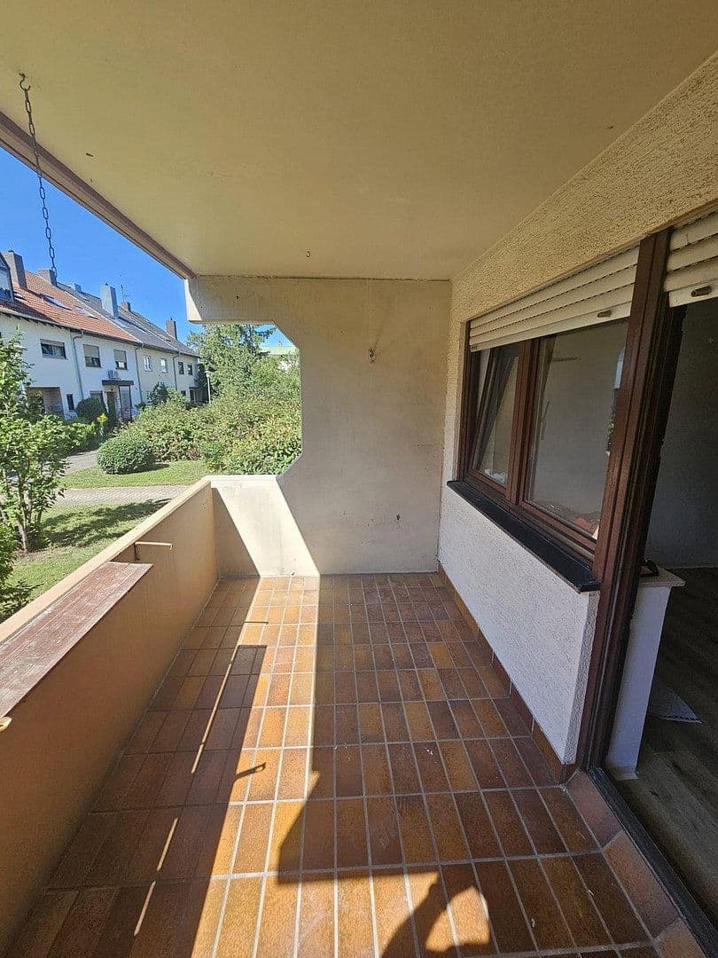 Pronájem bytu 1+1 50 m², Dornheimer Ring 81, Mannheim, Bádensko-Württembersko Pronájem bytu 1+1 50 m², Dornheimer Ring 81, Mannheim, Bádensko-Württembersko