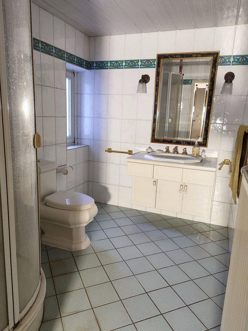 Prodej domu 316 m², pozemek 2.885 m², Duingen, Dolní Sasko Prodej domu 316 m², pozemek 2.885 m², Duingen, Dolní Sasko