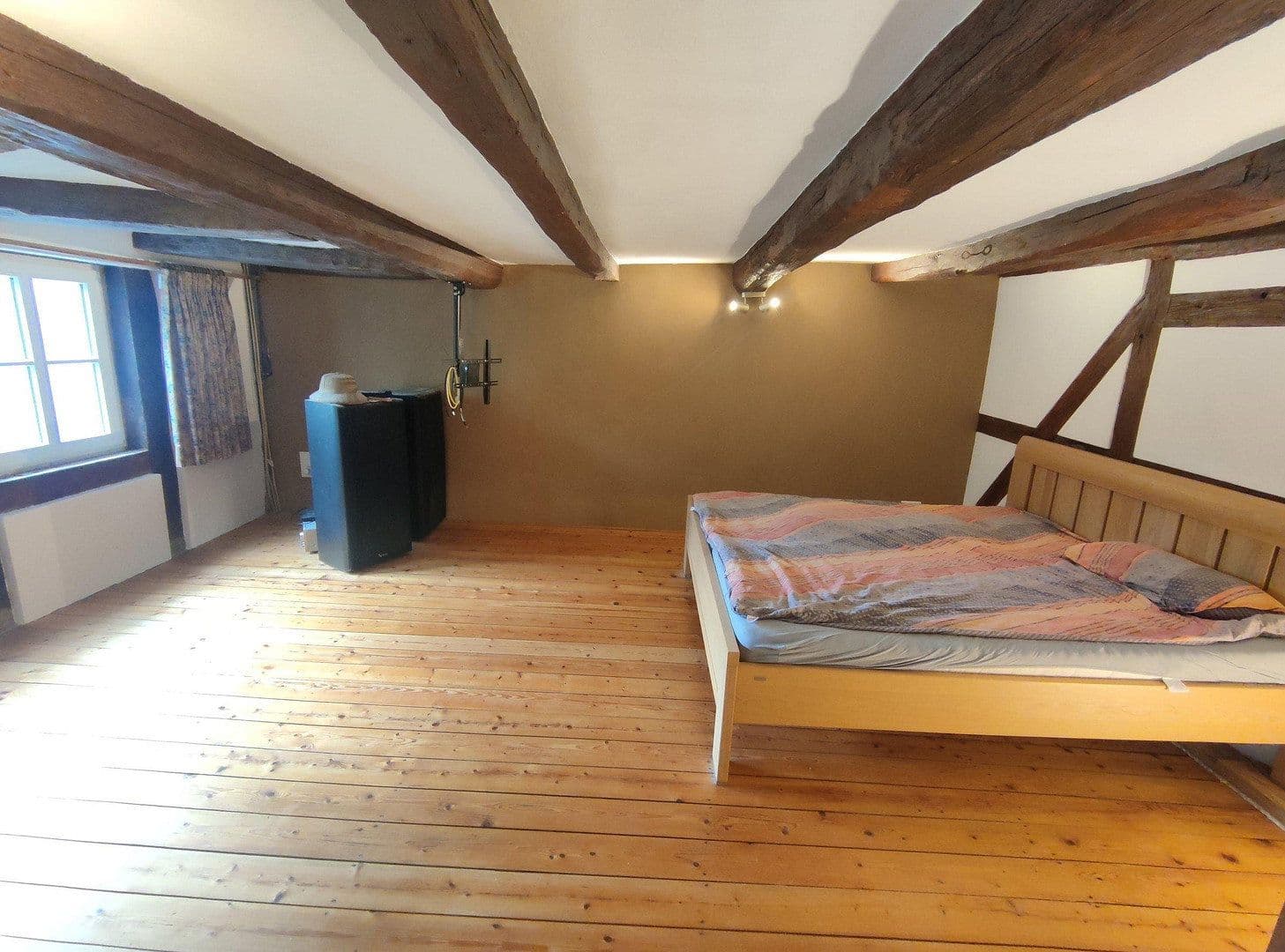Prodej domu 316 m², pozemek 2.885 m², Duingen, Dolní Sasko Prodej domu 316 m², pozemek 2.885 m², Duingen, Dolní Sasko