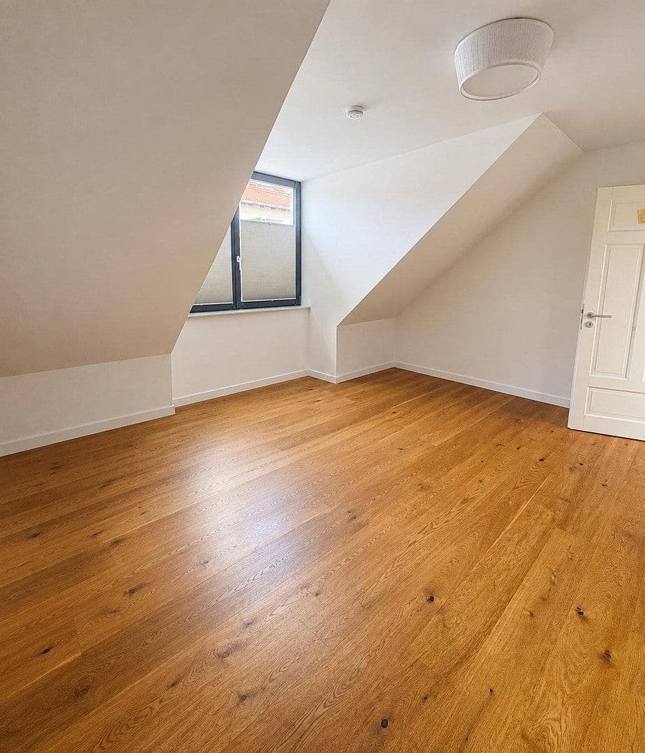 Prodej bytu 3+1 97 m², Bischofsheim, Hessen Prodej bytu 3+1 97 m², Bischofsheim, Hessen