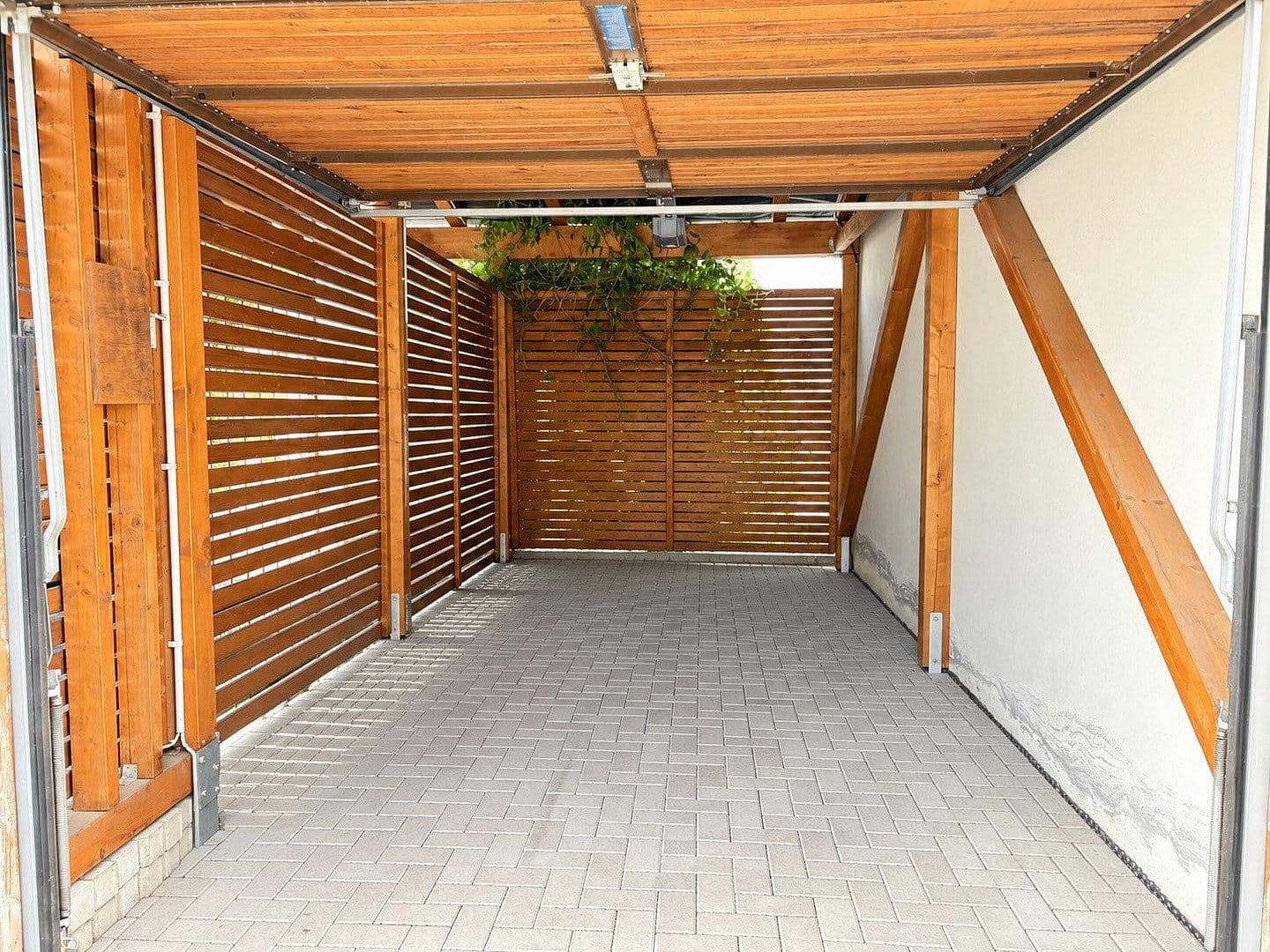 Prodej bytu 3+1 97 m², Bischofsheim, Hessen Prodej bytu 3+1 97 m², Bischofsheim, Hessen
