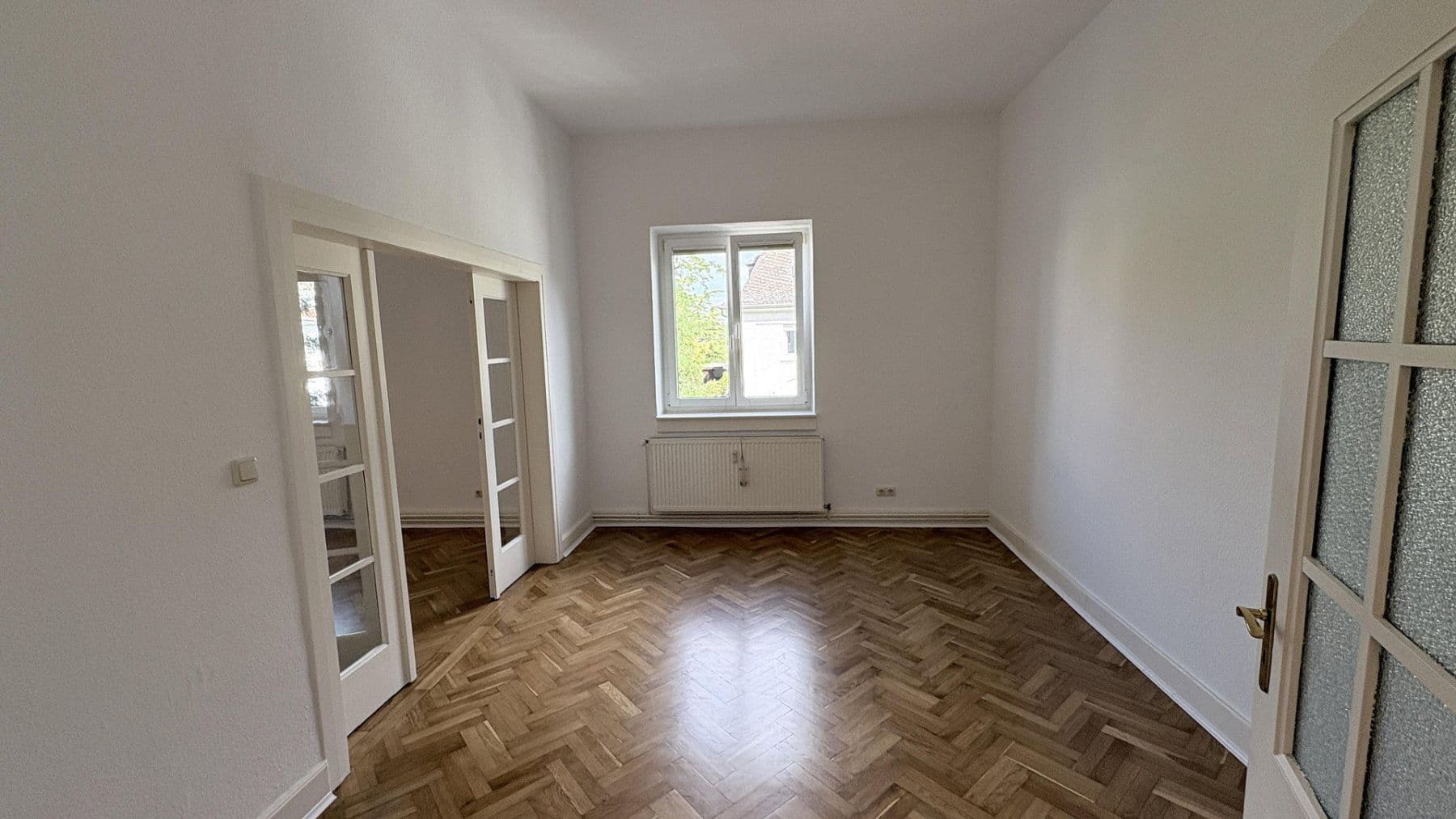Prodej bytu 4+1 127 m², Begardistr. 15, Worms, Porýní-Falc Prodej bytu 4+1 127 m², Begardistr. 15, Worms, Porýní-Falc