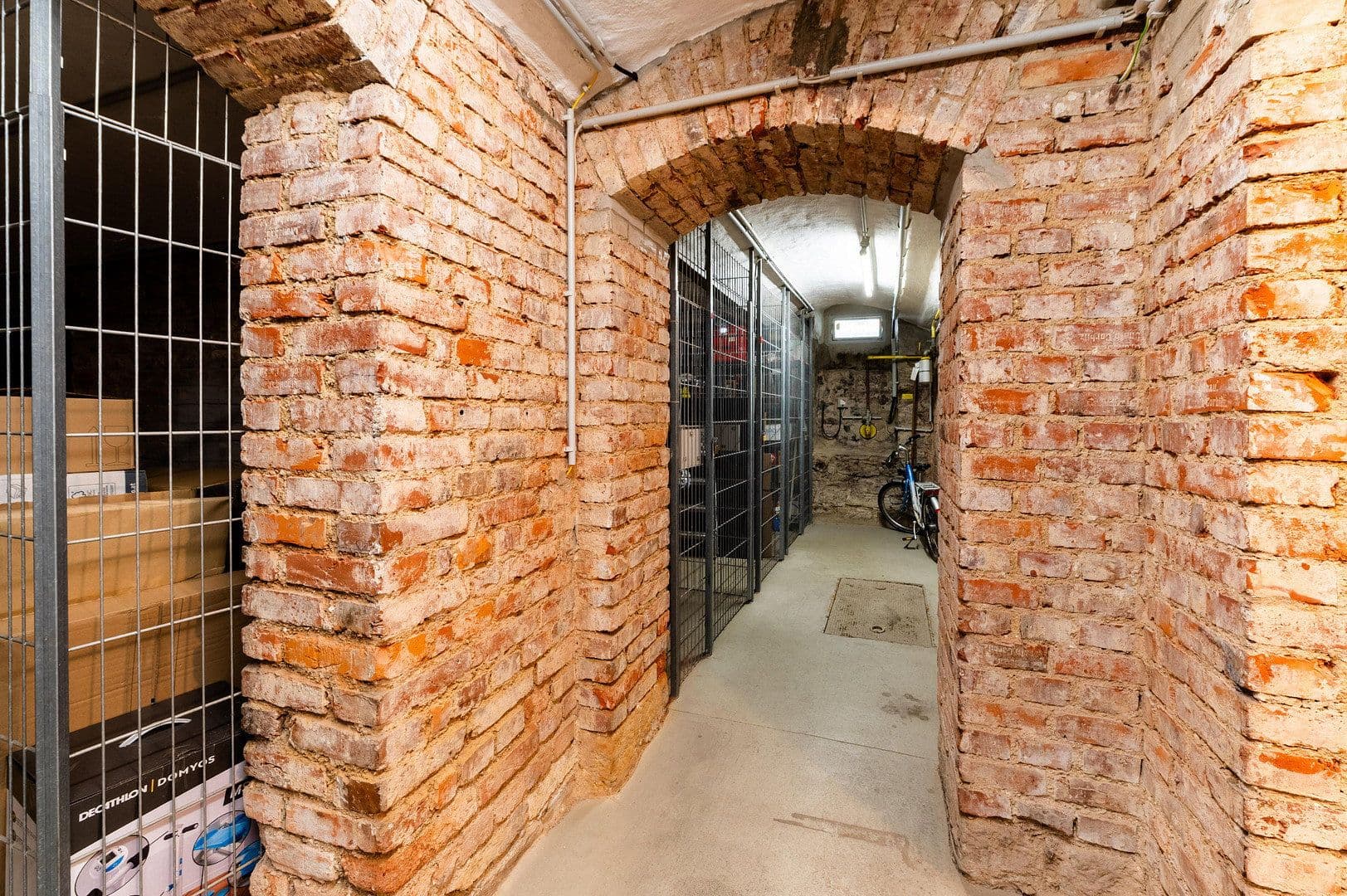 Prodej bytu 3+1 85 m², Bünaustraße 48, Dresden, Sasko Prodej bytu 3+1 85 m², Bünaustraße 48, Dresden, Sasko