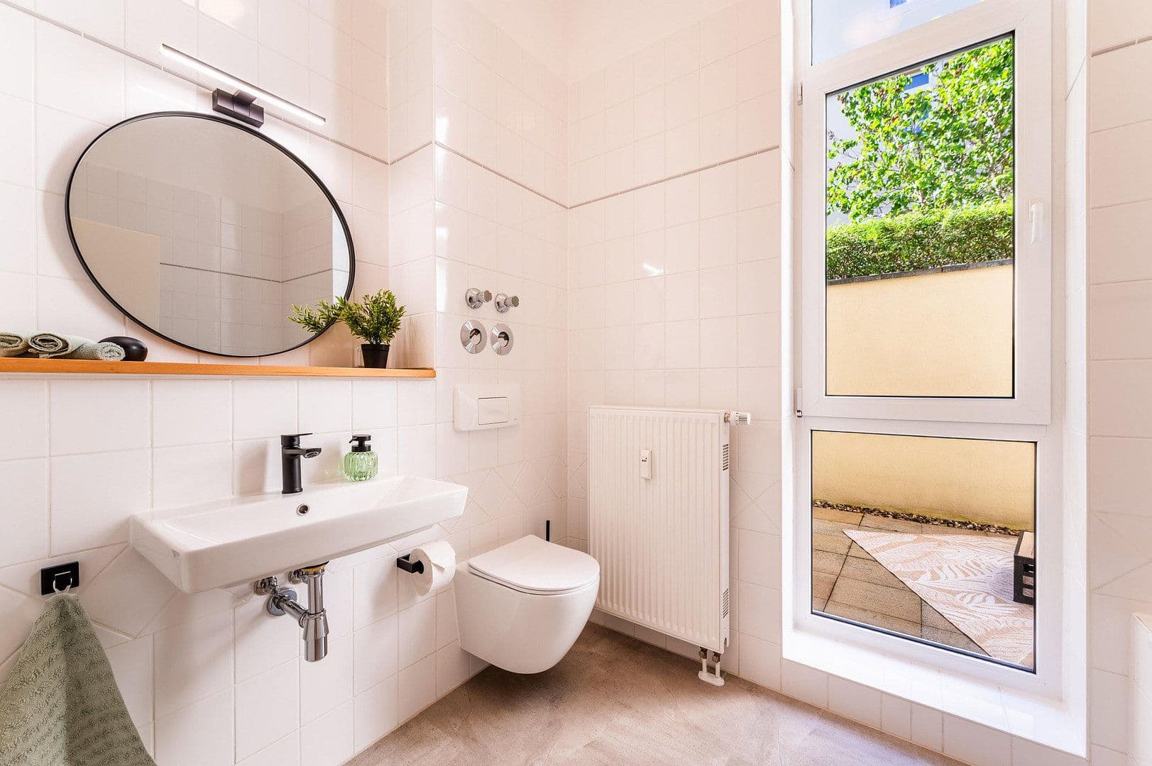 Prodej bytu 3+1 85 m², Bünaustraße 48, Dresden, Sasko Prodej bytu 3+1 85 m², Bünaustraße 48, Dresden, Sasko