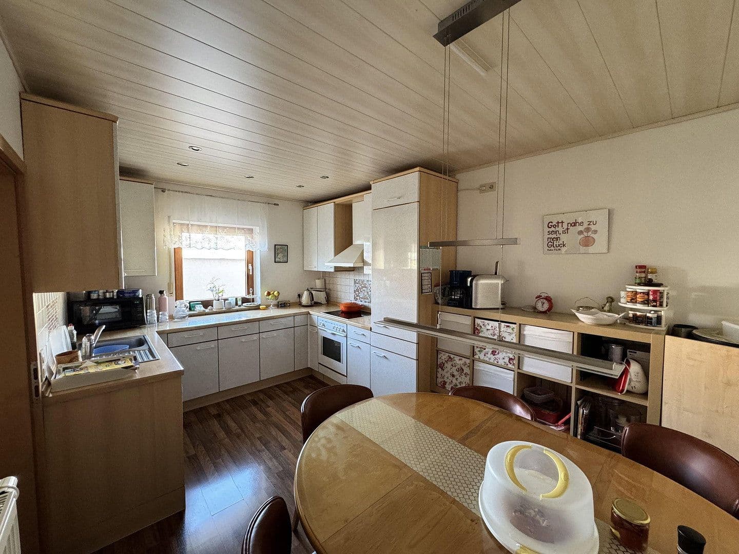 Prodej domu 210 m², pozemek 330 m², Osthofen, Porýní-Falc Prodej domu 210 m², pozemek 330 m², Osthofen, Porýní-Falc