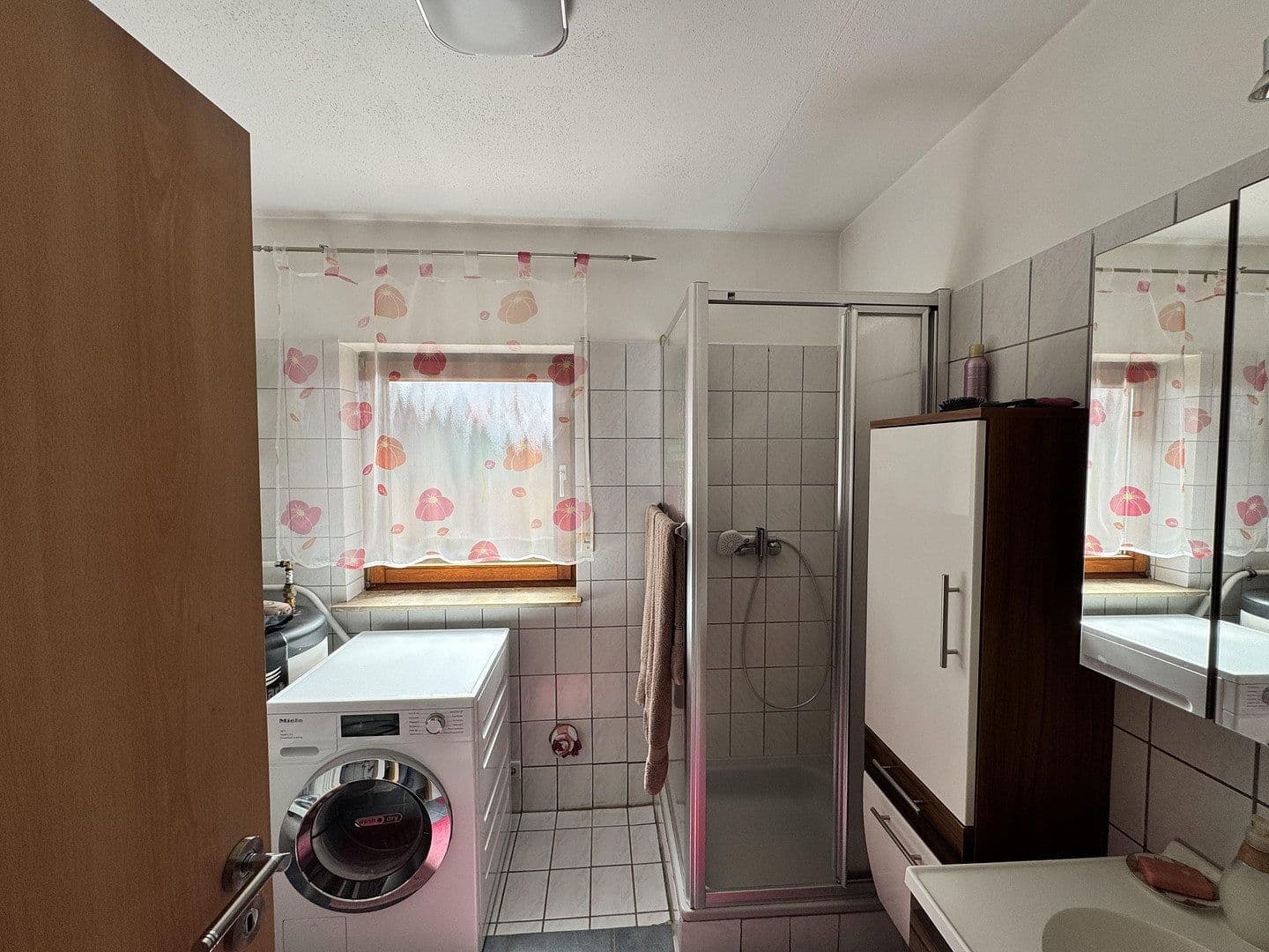Prodej domu 210 m², pozemek 330 m², Osthofen, Porýní-Falc Prodej domu 210 m², pozemek 330 m², Osthofen, Porýní-Falc