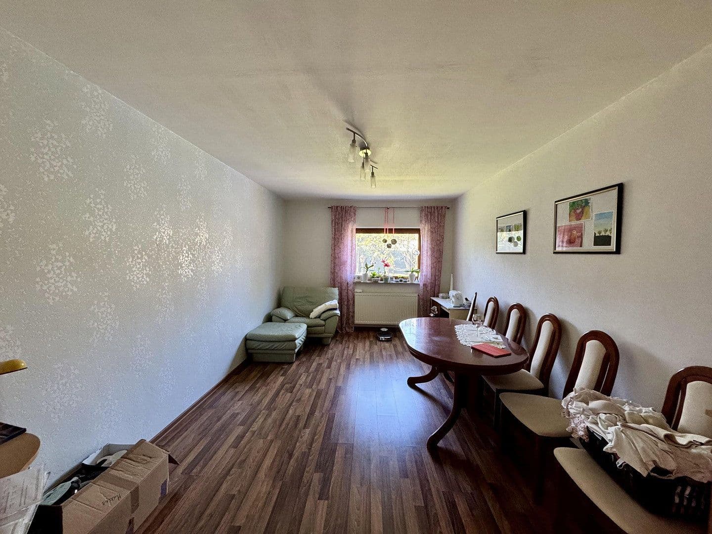Prodej domu 210 m², pozemek 330 m², Osthofen, Porýní-Falc Prodej domu 210 m², pozemek 330 m², Osthofen, Porýní-Falc
