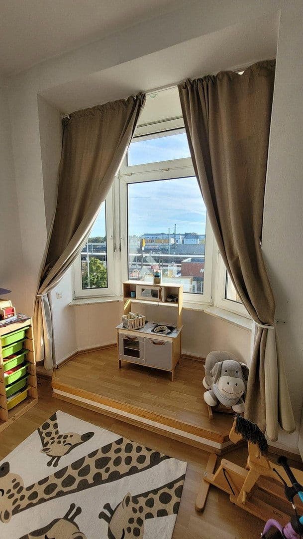 Pronájem bytu 2+1 77 m², Bahnstraße 6, Solingen, Severní Porýní-Vestfálsko Pronájem bytu 2+1 77 m², Bahnstraße 6, Solingen, Severní Porýní-Vestfálsko