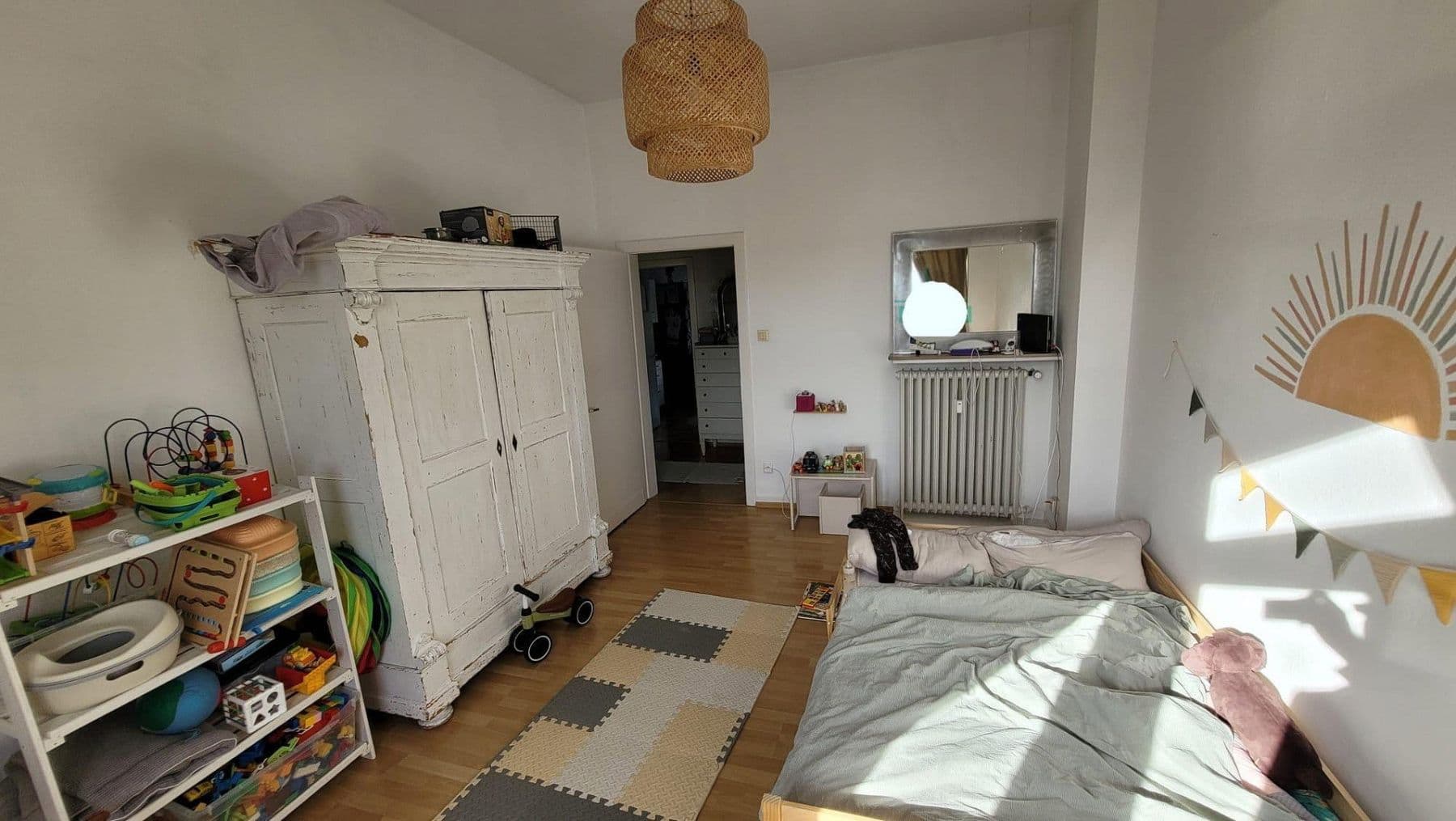 Pronájem bytu 2+1 77 m², Bahnstraße 6, Solingen, Severní Porýní-Vestfálsko Pronájem bytu 2+1 77 m², Bahnstraße 6, Solingen, Severní Porýní-Vestfálsko