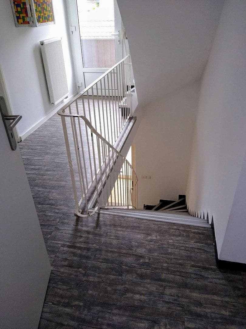 Prodej domu 141 m², pozemek 151 m², Estenfeld, Bavorsko Prodej domu 141 m², pozemek 151 m², Estenfeld, Bavorsko