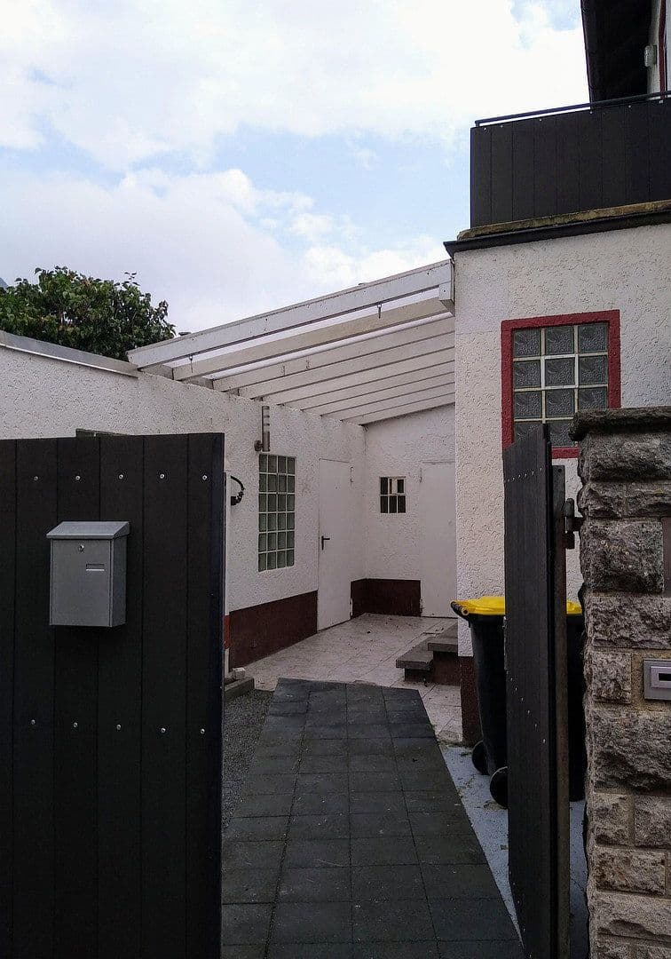 Prodej domu 141 m², pozemek 151 m², Estenfeld, Bavorsko Prodej domu 141 m², pozemek 151 m², Estenfeld, Bavorsko