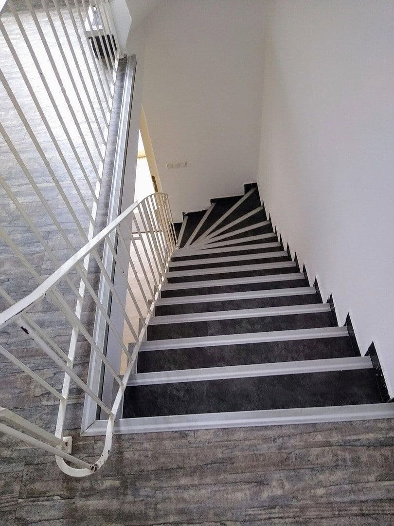 Prodej domu 141 m², pozemek 151 m², Estenfeld, Bavorsko Prodej domu 141 m², pozemek 151 m², Estenfeld, Bavorsko