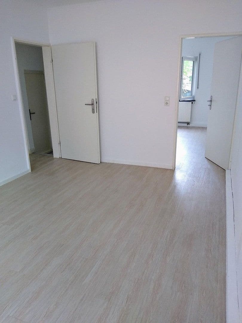 Prodej domu 141 m², pozemek 151 m², Estenfeld, Bavorsko Prodej domu 141 m², pozemek 151 m², Estenfeld, Bavorsko