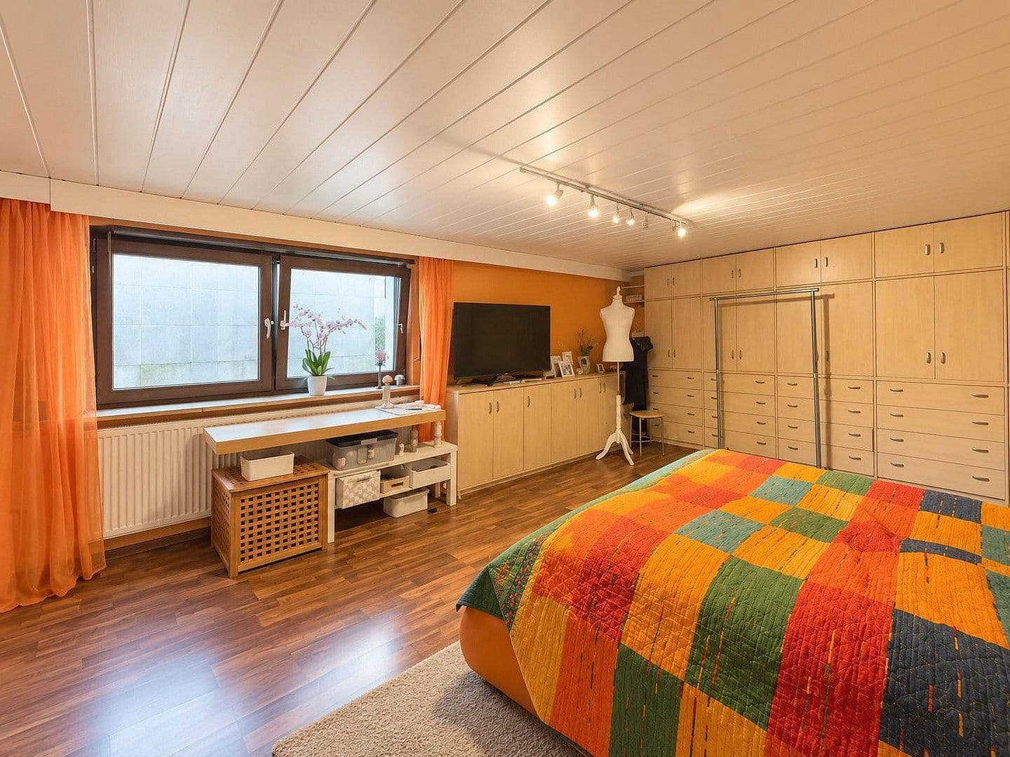 Prodej domu 217 m², pozemek 591 m², Heusenstamm, Hessen Prodej domu 217 m², pozemek 591 m², Heusenstamm, Hessen