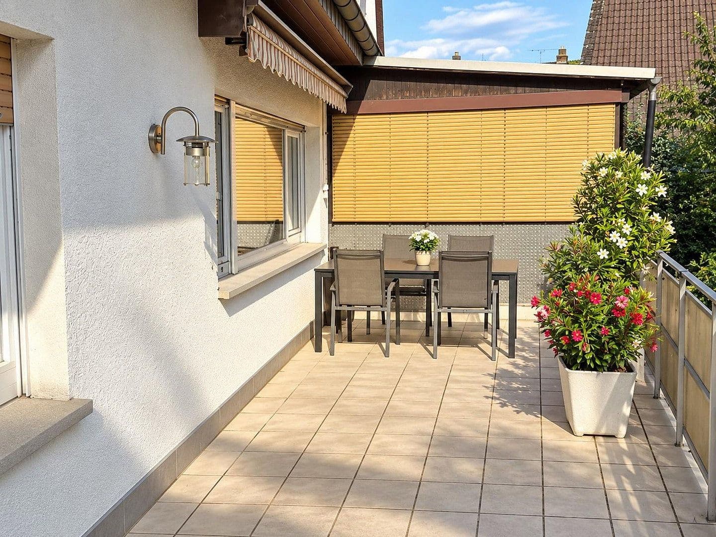 Prodej domu 217 m², pozemek 591 m², Heusenstamm, Hessen Prodej domu 217 m², pozemek 591 m², Heusenstamm, Hessen
