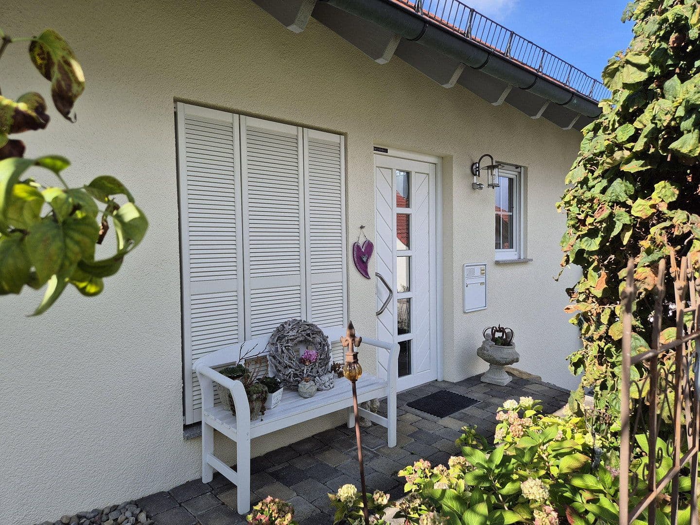 Prodej domu 202 m², pozemek 447 m², Ebersbach an der Fils, Bádensko-Württembersko Prodej domu 202 m², pozemek 447 m², Ebersbach an der Fils, Bádensko-Württembersko
