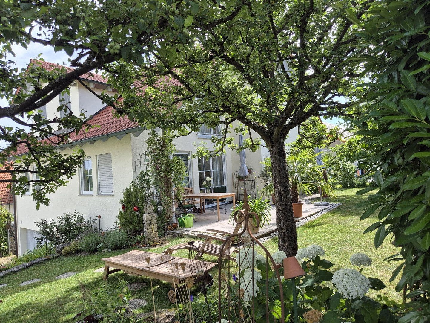 Prodej domu 202 m², pozemek 447 m², Ebersbach an der Fils, Bádensko-Württembersko Prodej domu 202 m², pozemek 447 m², Ebersbach an der Fils, Bádensko-Württembersko