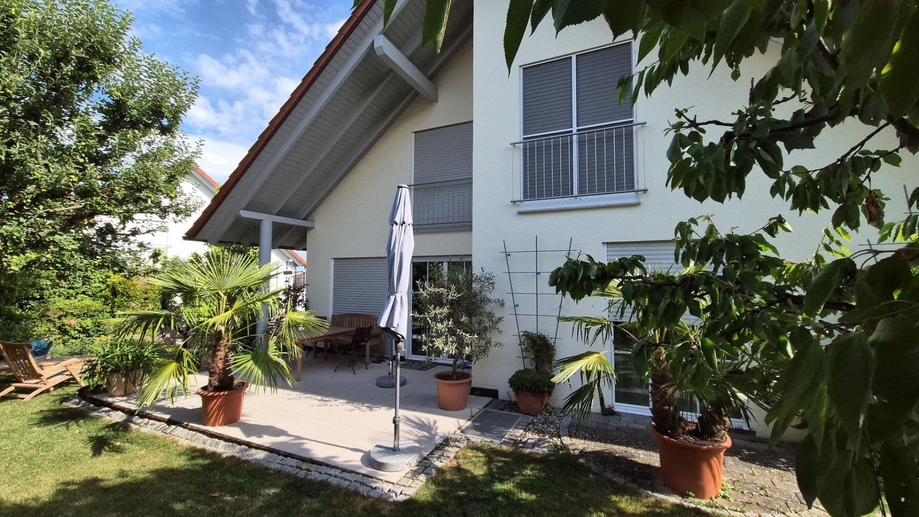 Prodej domu 202 m², pozemek 447 m², Ebersbach an der Fils, Bádensko-Württembersko Prodej domu 202 m², pozemek 447 m², Ebersbach an der Fils, Bádensko-Württembersko