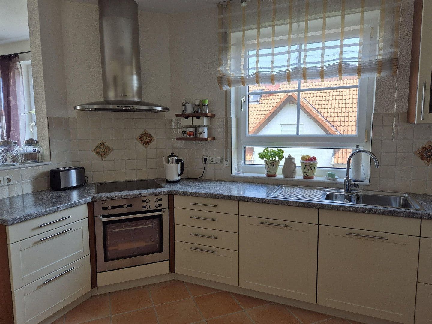 Prodej domu 202 m², pozemek 447 m², Ebersbach an der Fils, Bádensko-Württembersko Prodej domu 202 m², pozemek 447 m², Ebersbach an der Fils, Bádensko-Württembersko