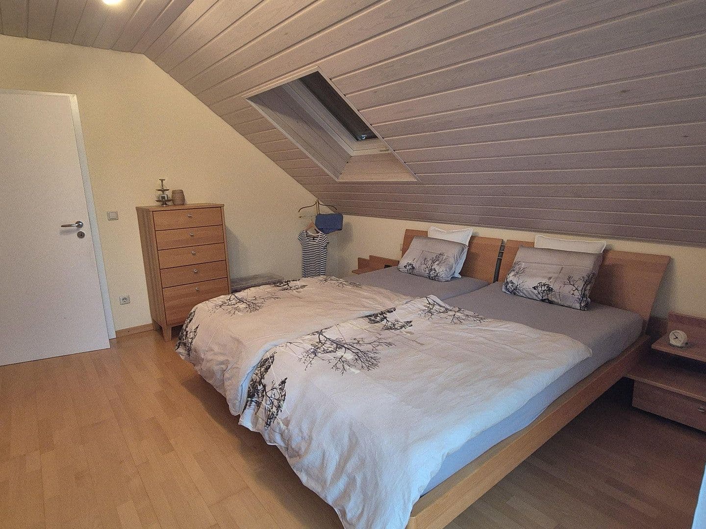 Prodej domu 202 m², pozemek 447 m², Ebersbach an der Fils, Bádensko-Württembersko Prodej domu 202 m², pozemek 447 m², Ebersbach an der Fils, Bádensko-Württembersko