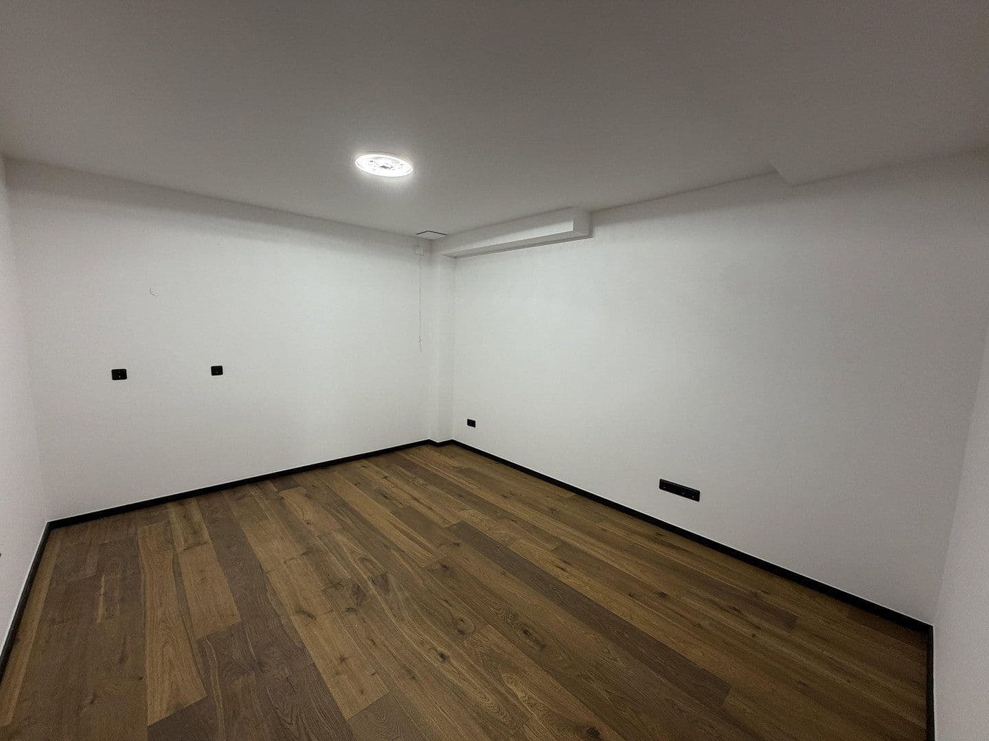 Pronájem bytu 7+1 265 m², Mottmannstraße 5b, Troisdorf, Severní Porýní-Vestfálsko Pronájem bytu 7+1 265 m², Mottmannstraße 5b, Troisdorf, Severní Porýní-Vestfálsko