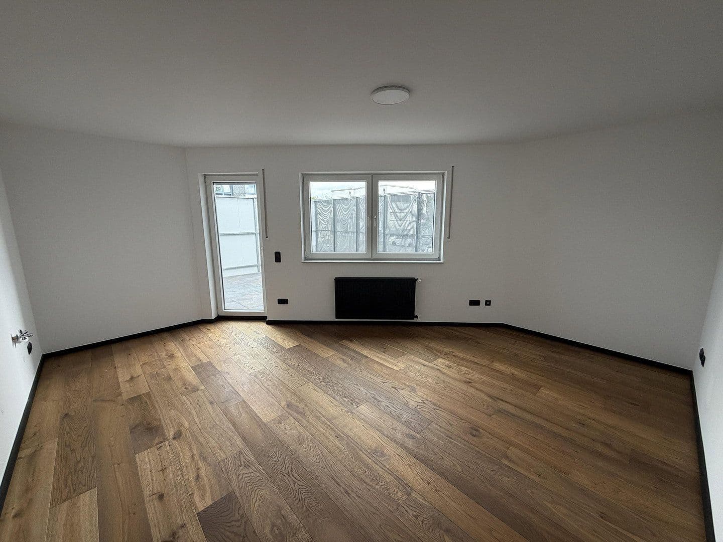 Pronájem bytu 7+1 265 m², Mottmannstraße 5b, Troisdorf, Severní Porýní-Vestfálsko Pronájem bytu 7+1 265 m², Mottmannstraße 5b, Troisdorf, Severní Porýní-Vestfálsko