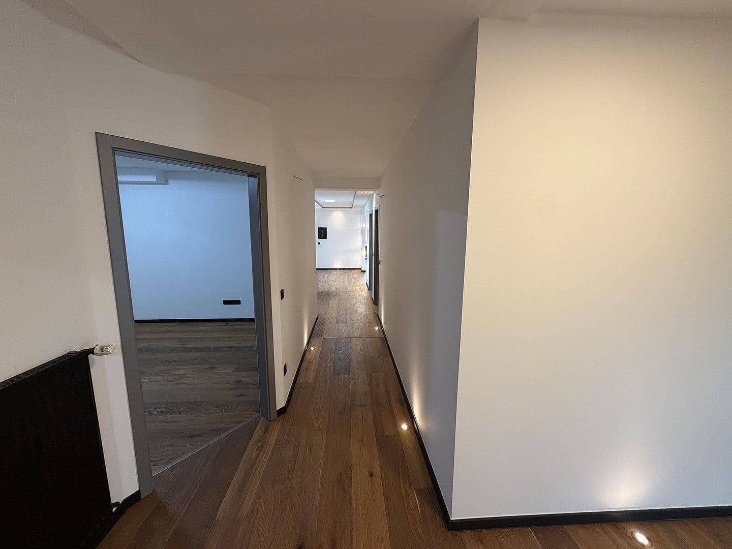 Pronájem bytu 7+1 265 m², Mottmannstraße 5b, Troisdorf, Severní Porýní-Vestfálsko Pronájem bytu 7+1 265 m², Mottmannstraße 5b, Troisdorf, Severní Porýní-Vestfálsko