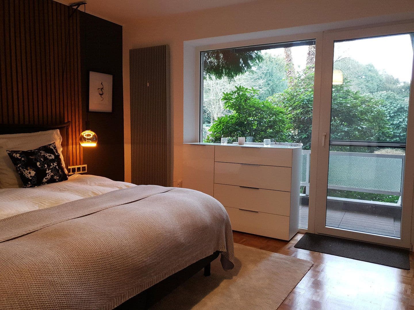 Pronájem bytu 4+1 115 m², Goethestraße 58, Düsseldorf, Severní Porýní-Vestfálsko Pronájem bytu 4+1 115 m², Goethestraße 58, Düsseldorf, Severní Porýní-Vestfálsko