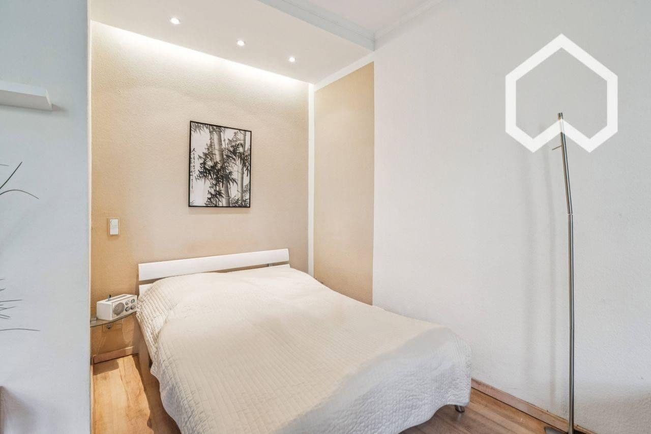 Pronájem bytu 1+1 41 m², Hubertusallee 6, Berlin, Berlín Pronájem bytu 1+1 41 m², Hubertusallee 6, Berlin, Berlín