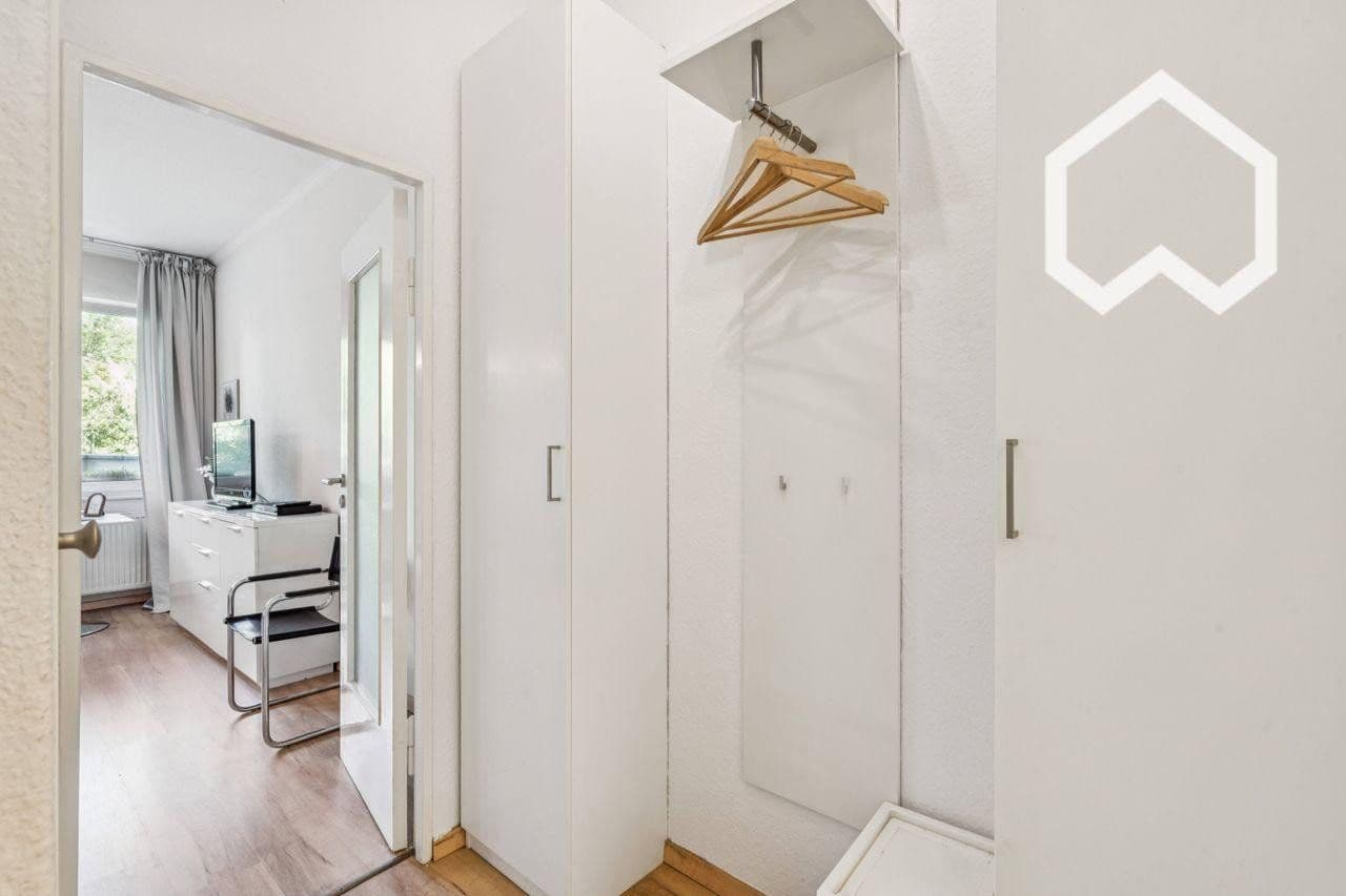 Pronájem bytu 1+1 41 m², Hubertusallee 6, Berlin, Berlín Pronájem bytu 1+1 41 m², Hubertusallee 6, Berlin, Berlín