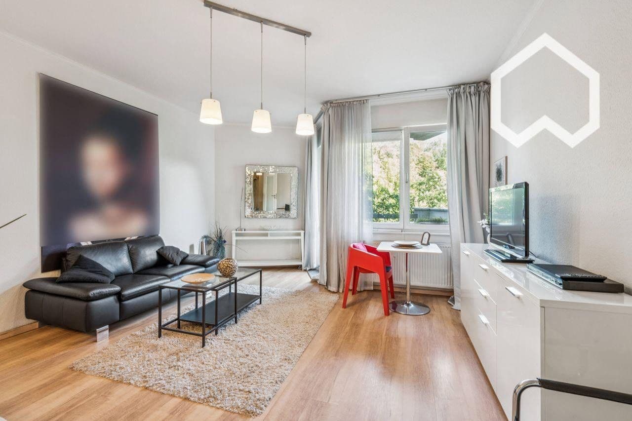 Pronájem bytu 1+1 41 m², Hubertusallee 6, Berlin, Berlín Pronájem bytu 1+1 41 m², Hubertusallee 6, Berlin, Berlín