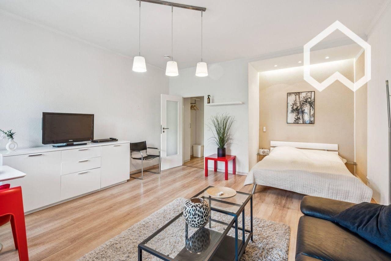 Pronájem bytu 1+1 41 m², Hubertusallee 6, Berlin, Berlín Pronájem bytu 1+1 41 m², Hubertusallee 6, Berlin, Berlín
