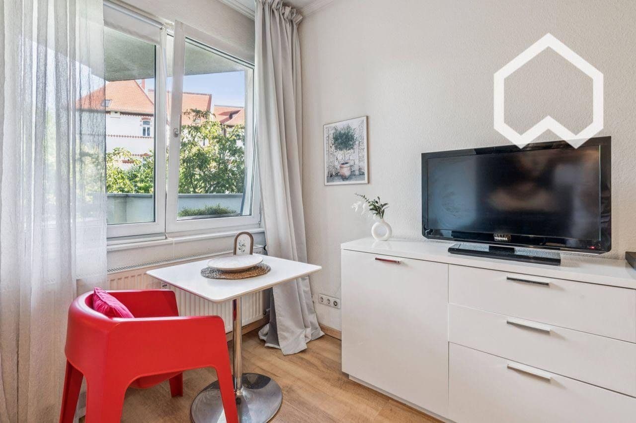 Pronájem bytu 1+1 41 m², Hubertusallee 6, Berlin, Berlín Pronájem bytu 1+1 41 m², Hubertusallee 6, Berlin, Berlín
