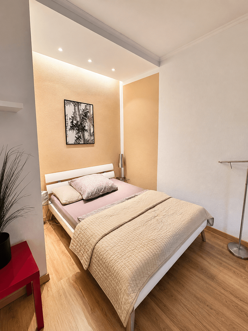 Pronájem bytu 1+1 41 m², Hubertusallee 6, Berlin, Berlín Pronájem bytu 1+1 41 m², Hubertusallee 6, Berlin, Berlín