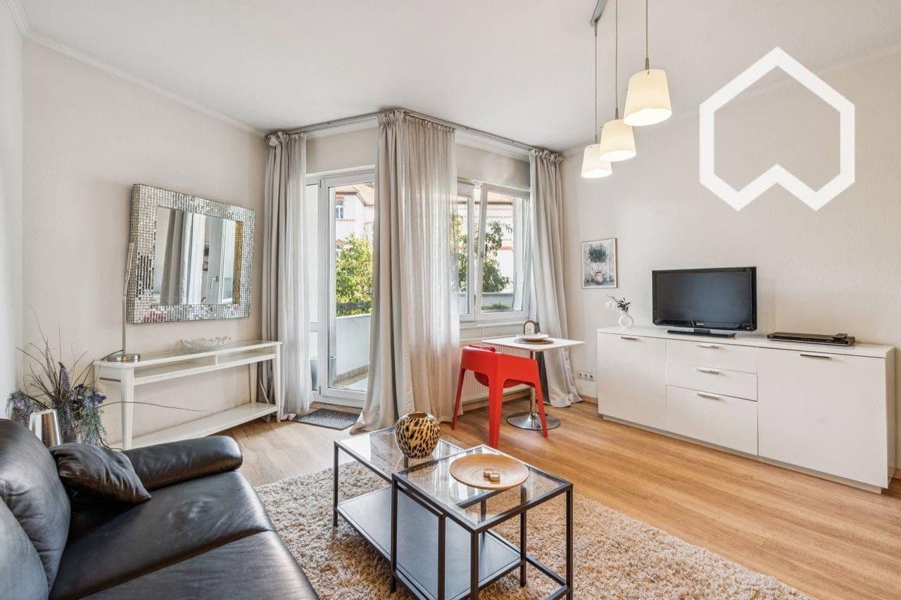 Pronájem bytu 1+1 41 m², Hubertusallee 6, Berlin, Berlín Pronájem bytu 1+1 41 m², Hubertusallee 6, Berlin, Berlín