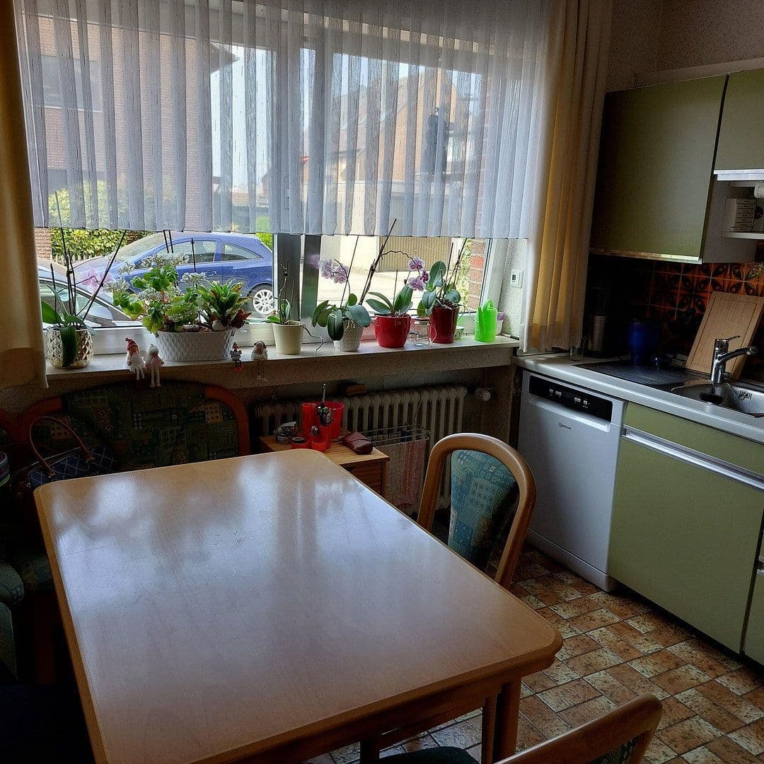 Prodej domu 138 m², pozemek 209 m², Schwalmtal, Severní Porýní-Vestfálsko Prodej domu 138 m², pozemek 209 m², Schwalmtal, Severní Porýní-Vestfálsko