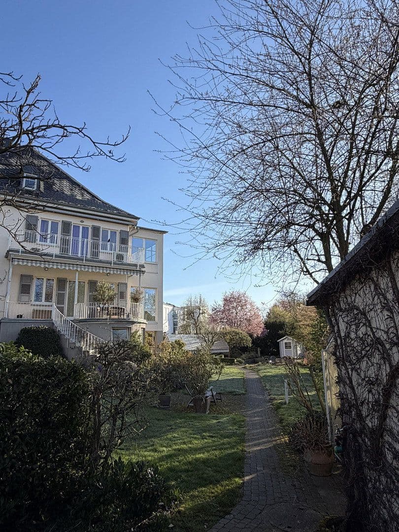 Prodej domu 279 m², pozemek 1.066 m², Limburg an der Lahn, Hessen Prodej domu 279 m², pozemek 1.066 m², Limburg an der Lahn, Hessen
