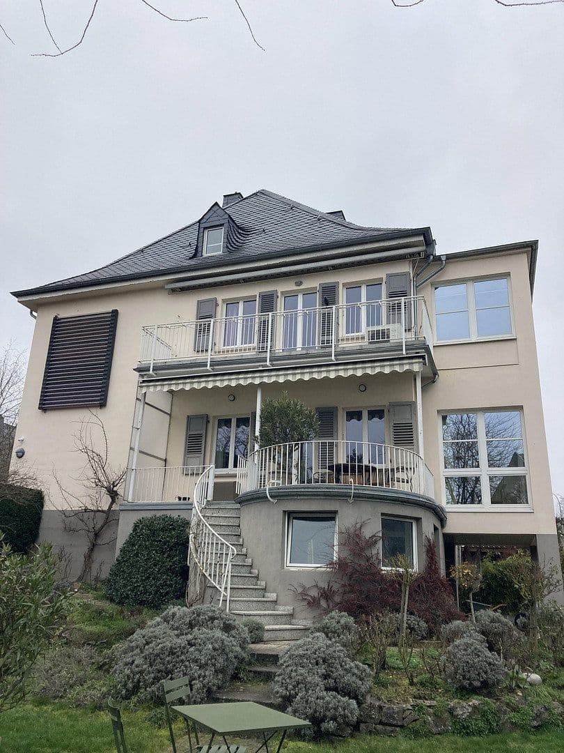 Prodej domu 279 m², pozemek 1.066 m², Limburg an der Lahn, Hessen Prodej domu 279 m², pozemek 1.066 m², Limburg an der Lahn, Hessen