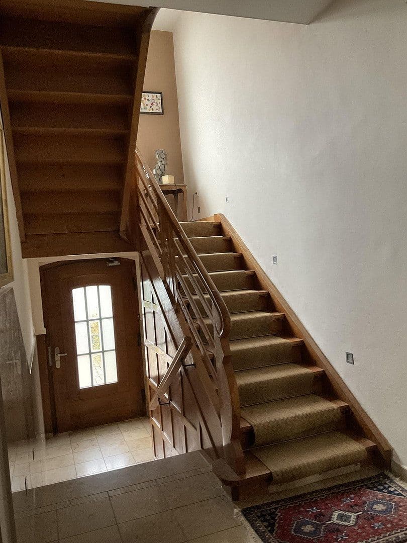 Prodej domu 279 m², pozemek 1.066 m², Limburg an der Lahn, Hessen Prodej domu 279 m², pozemek 1.066 m², Limburg an der Lahn, Hessen
