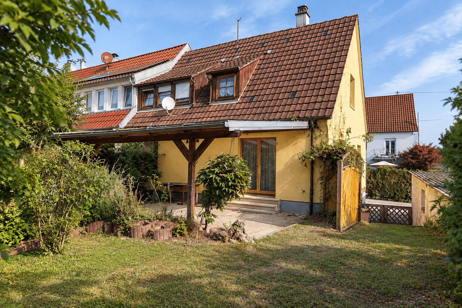 Prodej domu 110 m², pozemek 424 m², Esslingen am Neckar, Bádensko-Württembersko Prodej domu 110 m², pozemek 424 m², Esslingen am Neckar, Bádensko-Württembersko
