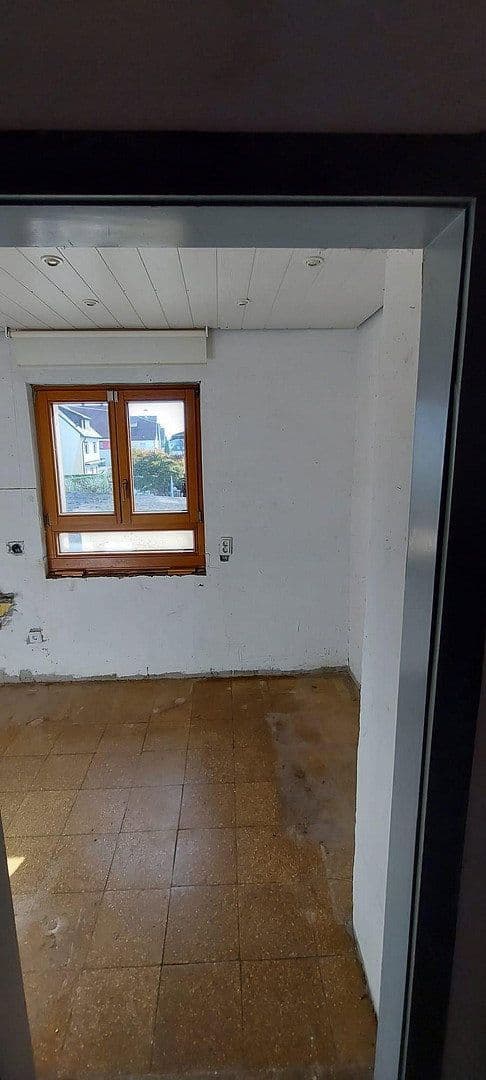 Prodej domu 110 m², pozemek 424 m², Esslingen am Neckar, Bádensko-Württembersko Prodej domu 110 m², pozemek 424 m², Esslingen am Neckar, Bádensko-Württembersko