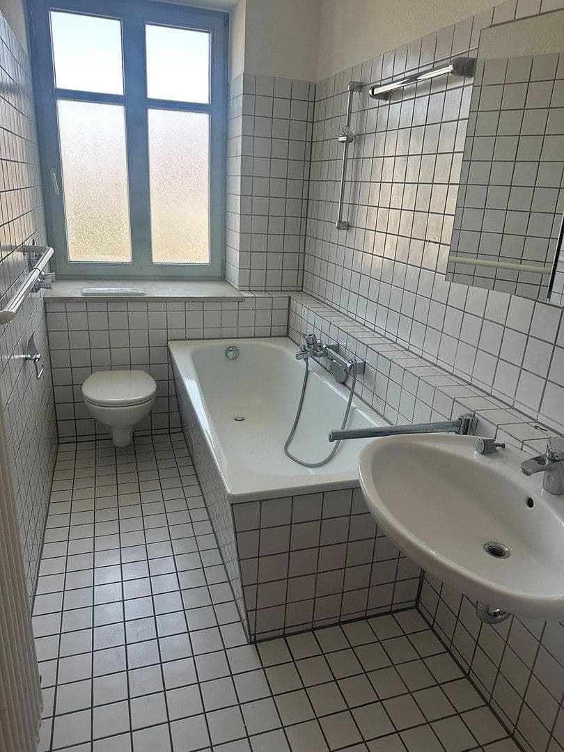 Pronájem bytu 2+1 80 m², Frühlingstraße 2, Vierkirchen, Bavorsko Pronájem bytu 2+1 80 m², Frühlingstraße 2, Vierkirchen, Bavorsko