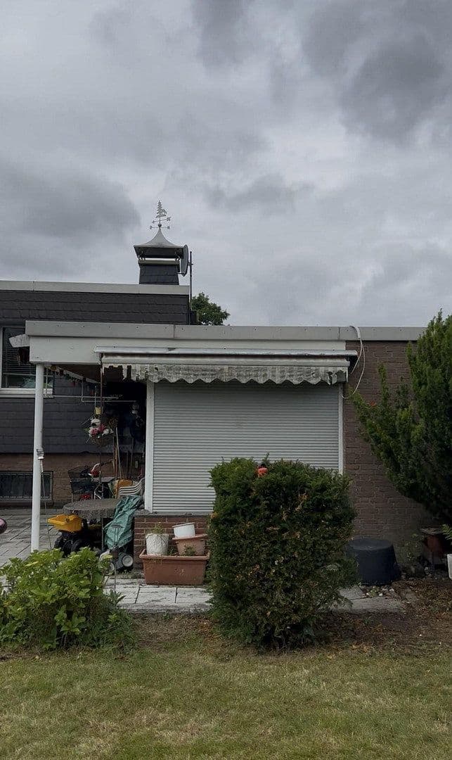 Prodej domu 156 m², pozemek 702 m², Leverkusen, Severní Porýní-Vestfálsko Prodej domu 156 m², pozemek 702 m², Leverkusen, Severní Porýní-Vestfálsko
