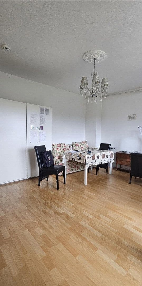 Prodej bytu 2+1 55 m², Belfaster Strasse 35, Berlin Mitte, Berlín Prodej bytu 2+1 55 m², Belfaster Strasse 35, Berlin Mitte, Berlín