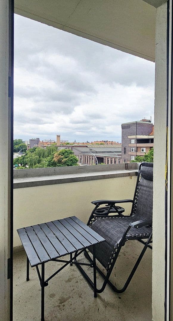 Prodej bytu 2+1 55 m², Belfaster Strasse 35, Berlin Mitte, Berlín Prodej bytu 2+1 55 m², Belfaster Strasse 35, Berlin Mitte, Berlín