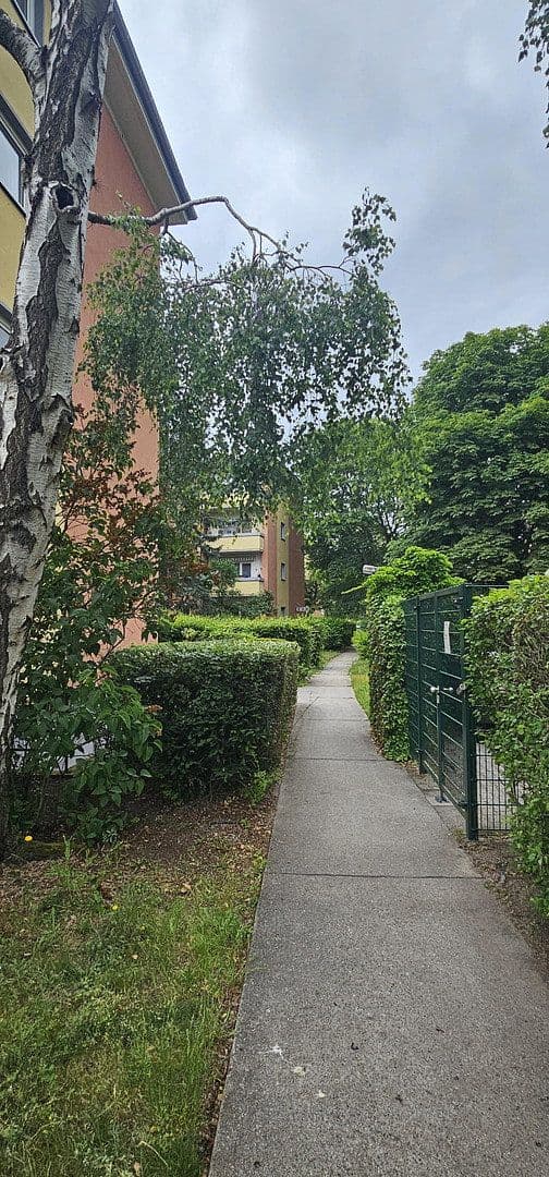 Prodej bytu 2+1 55 m², Belfaster Strasse 35, Berlin Mitte, Berlín Prodej bytu 2+1 55 m², Belfaster Strasse 35, Berlin Mitte, Berlín