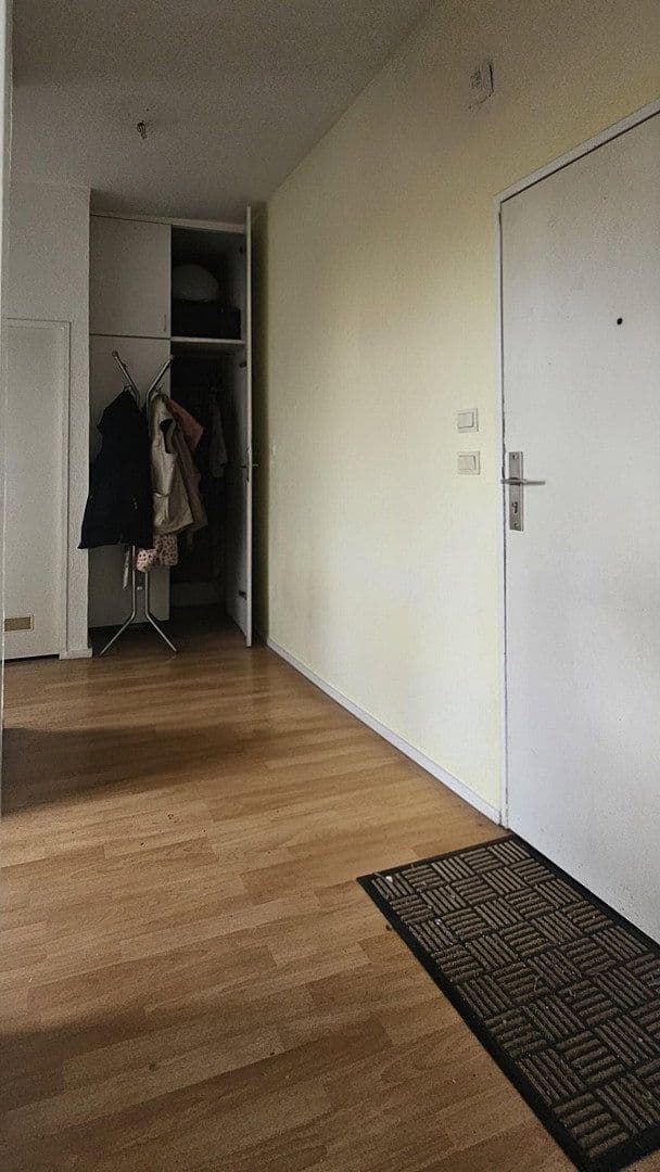 Prodej bytu 2+1 55 m², Belfaster Strasse 35, Berlin Mitte, Berlín Prodej bytu 2+1 55 m², Belfaster Strasse 35, Berlin Mitte, Berlín