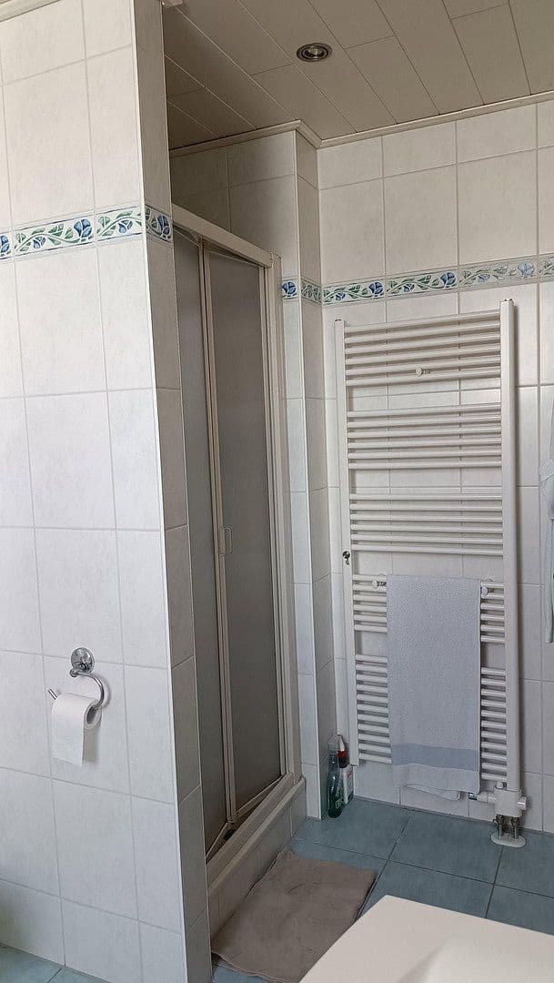 Prodej domu 132 m², pozemek 305 m², Niefern-Öschelbronn, Bádensko-Württembersko Prodej domu 132 m², pozemek 305 m², Niefern-Öschelbronn, Bádensko-Württembersko